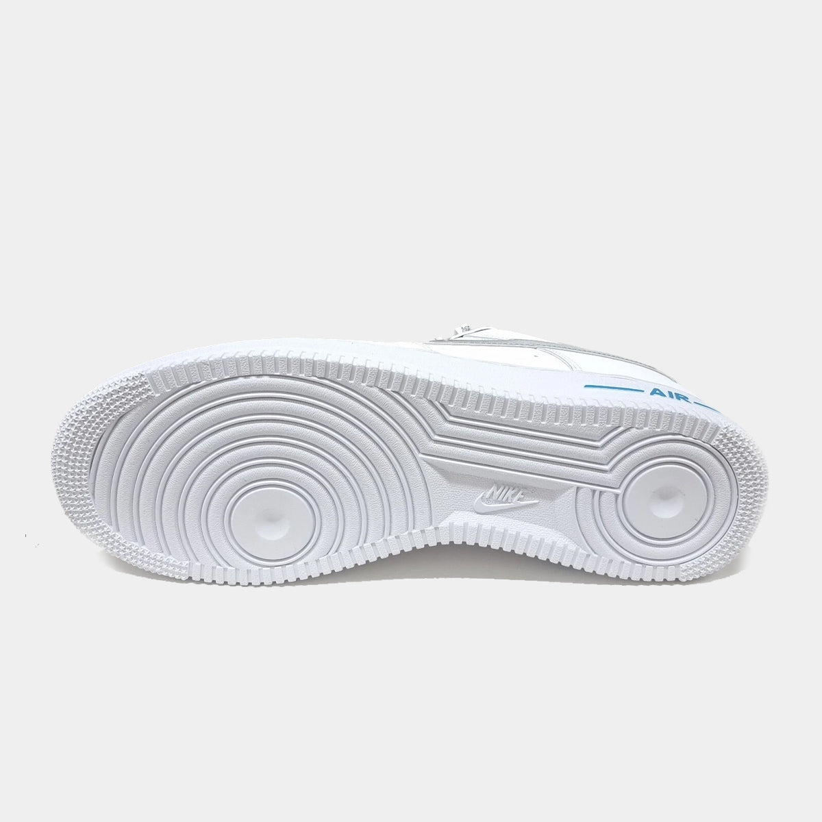 Nike Air Force 1 ’07 Low Men’s Trainers in White Having Blue Swoosh