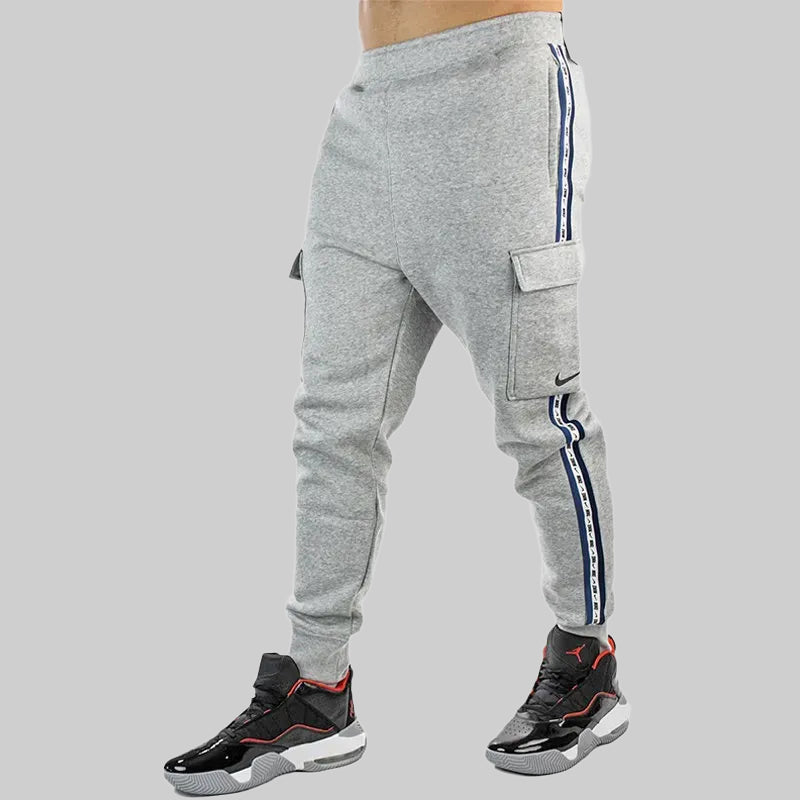 Nike Repeat Men’s Full Tracksuit – Sweat Joggers & Sweatshirt